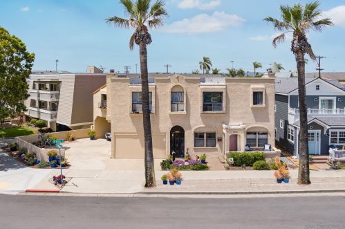 502 Palm Ave, San Diego CA  92118-1756 exterior