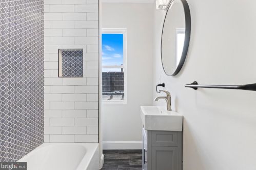 723 Market St, Gloucester NJ  08030-1540 exterior