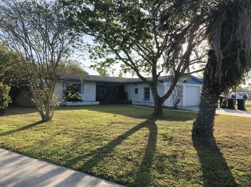 10905 Fernando St, Orlando, FL 32825-5727