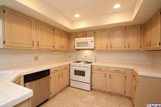 514 Isabel St, Glendale CA  91206-3330 exterior