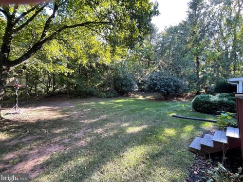 957 Powderhorn Dr, Lansdale PA  19446-5530 exterior
