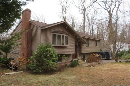 165 Clark Hill Rd, East Hampton, CT 06424-1421