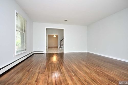 25 Fairview Ave, Closter NJ  07624-1103 exterior
