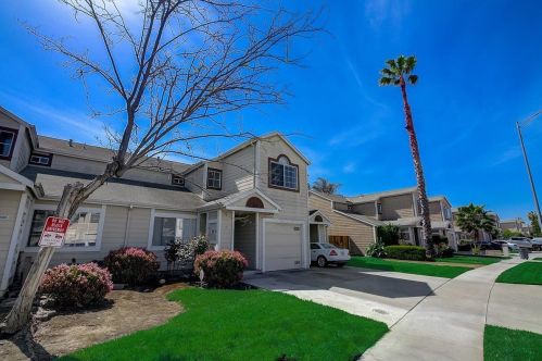 1682 Los Suenos Ave, San Jose, CA 95116-2963
