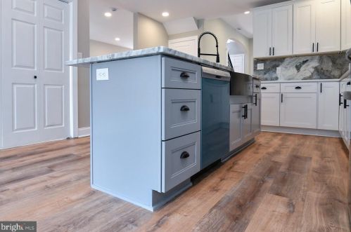 380 Ivy Mills Rd, Glen Mills PA  19342-1424 exterior