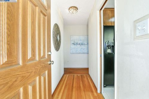 940 Marlesta Rd, Pinole CA  94564-2609 exterior