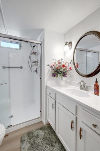 66 Hummingbird Ln, Oceanside CA  92057-6450 exterior