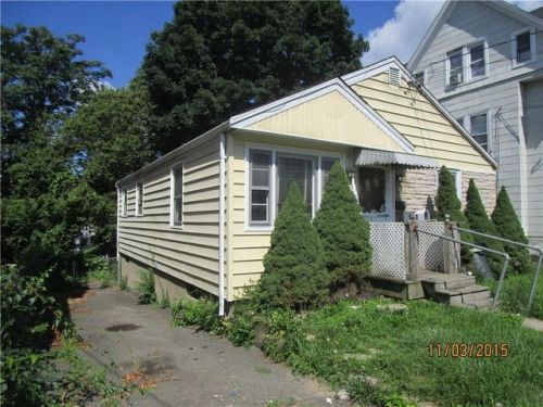 101 Bell St, Bridgeport CT  06610-2761 exterior