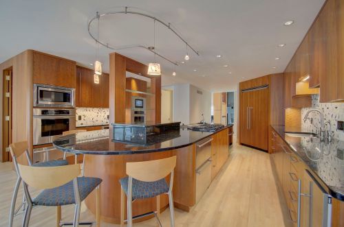 875 Squire Oaks Dr, Covington KY  41017-1342 exterior