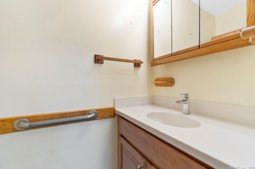 60 Cow Pen Hill Rd, Deep River CT  06419-1306 exterior