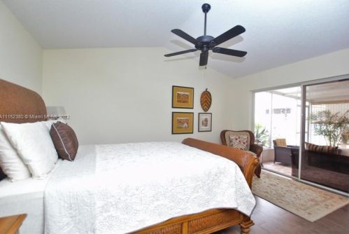 17856 10th Ln, Hollywood, FL 33029-4404