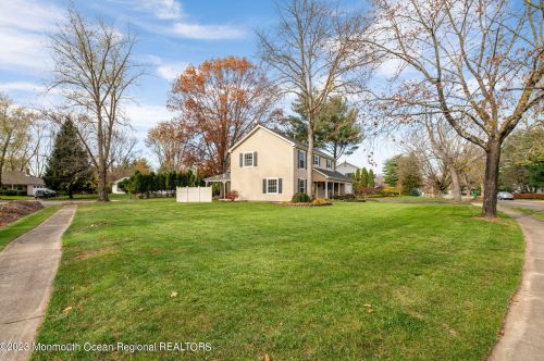 9 Salem Ln, Jackson Twp NJ  08527-1210 exterior
