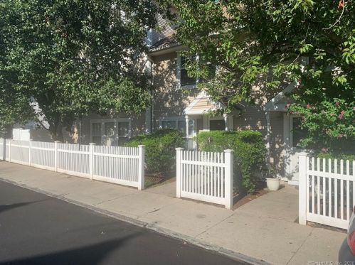 1 Southfield Ave, Stamford, CT 06902-7200