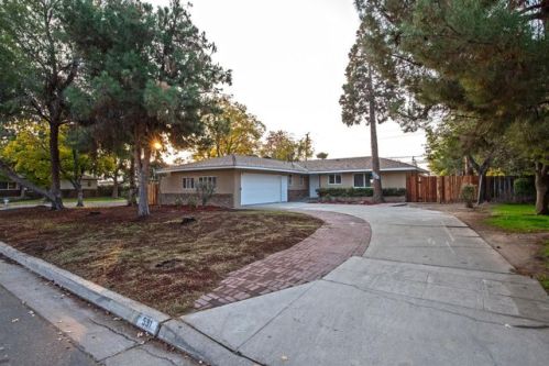 591 San Jose Ave, Fresno, CA 93704-2317