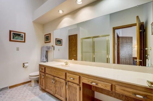 5361 Cambridge Ln, Milwaukee WI 53221-3200 exterior