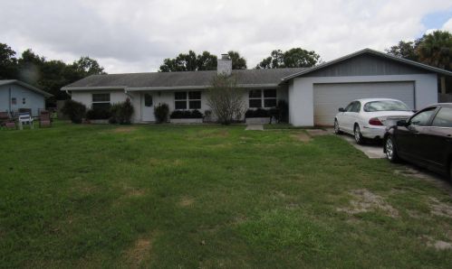 4701 Pinetree Dr, Fort Pierce, FL 34982-8517