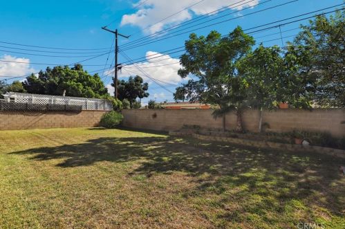 1056 Renwick Rd, Glendora CA  91740-5670 exterior