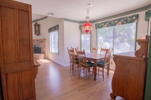 7461 Wynndel Way, Elk Grove CA  95758-1084 exterior