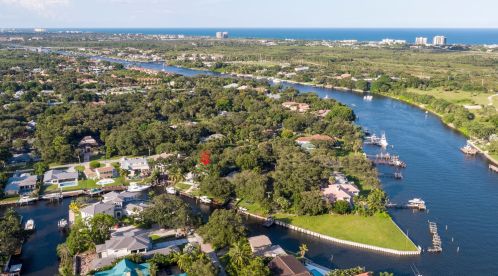 12973 Dock Way, West Palm Beach, FL 33410-1347