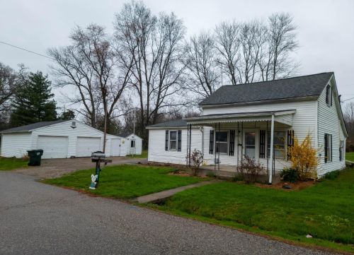 2592 Snider Rd, Mount Olive, OH 45106-9525
