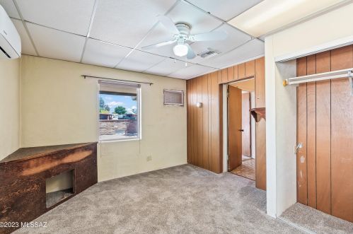 902 Prince Rd, Tucson AZ 85705-3028 exterior