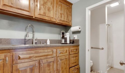 15414 Cuda Dr, Bakersfield CA  93307-9279 exterior