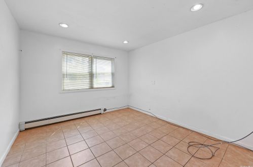 65-09 Beach Channel Dr, Far Rockaway NY  11691-2402 exterior