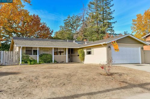 488 Fensalir Ave, Concord, CA 94523-1819
