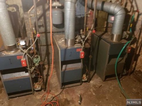 195 Wainwright St, Newark NJ  07112-1354 exterior