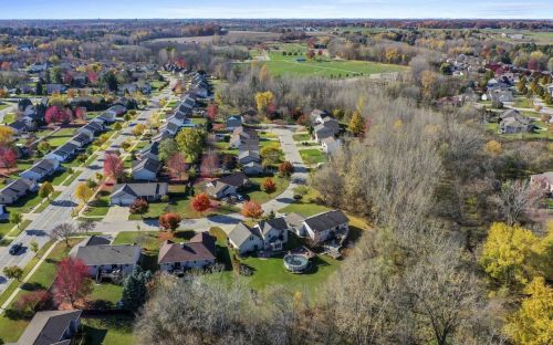 2922 Copper Mountain Ct, Green Bay WI  54313-3207 exterior