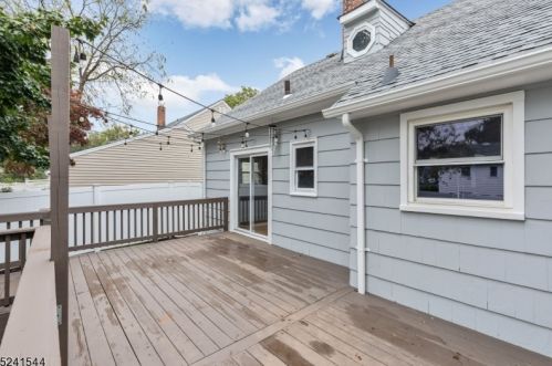 336 Hoe Ave, Scotch Plains NJ  07076-1135 exterior