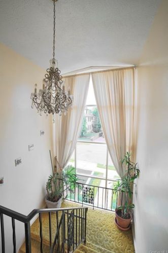 606 Lafayette Ave, Mount Vernon, NY 10552-3809