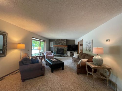 1450 15th St, Willmar, MN 56201-2014