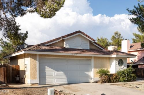 16560 Santiago St, Victorville, CA 92395-8763