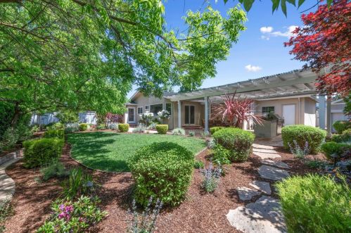 1278 Golden Way, Los Altos CA  94024-5423 exterior