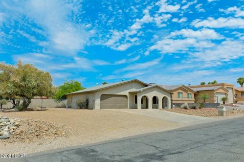 151 Locust Dr, Lake Havasu City, AZ 86403-6818