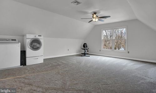 63 Willow Mill Park Rd, Navy Sup Dpt PA  17050-1757 exterior