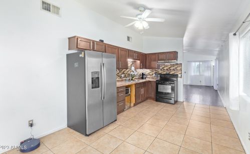 5 31 Ave, Phoenix AZ 85009-2449 exterior