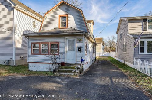 107 Grant Ave, Tinton Falls, NJ 07724-1306