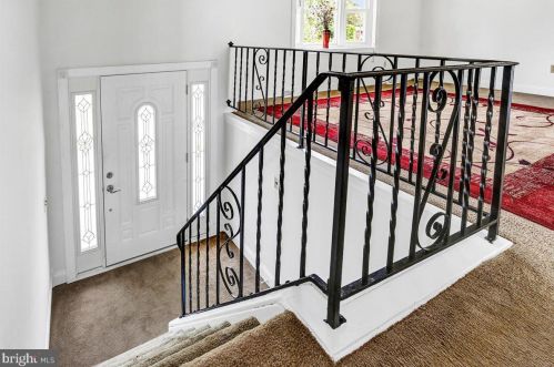 305 Shawnee Trl, Browns Mills NJ  08015-6119 exterior