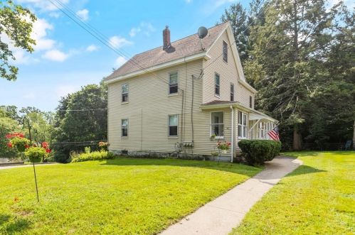35 Fairfield St, Maynard, MA 01754-1742