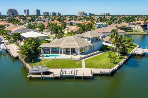 1185 Lighthouse Ct, Marco Island, FL 34145-4543