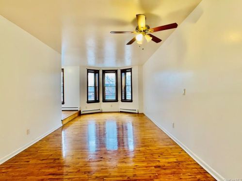 1111 Forest Ave, Bronx NY  10456-5444 exterior