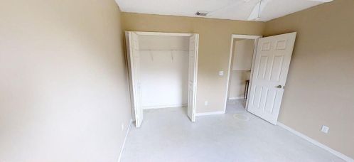 557 Lucero Dr, Fort Pierce FL  34983-8741 exterior