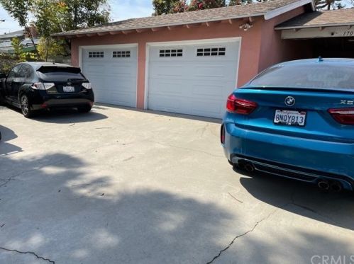 1705 Bolsa Ave, Seal Beach, CA 90740-6213