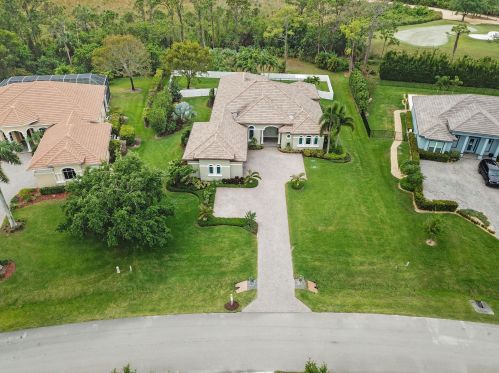 523 Squire Johns Ln, Palm City FL  34990-7824 exterior