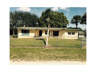 606 Bittner Blvd, Nokomis, FL 34275-2602
