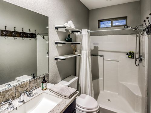 160 Cypress Dr, Lake Havasu City AZ  86403-6813 exterior