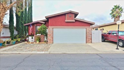 31919 Cinnabar Ln, Santa Clarita, CA 91384-3120