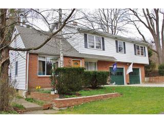 2005 Penrose St, Hellertown, PA 18055-2933